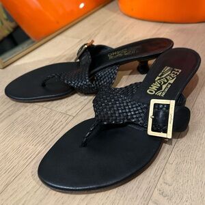 RARE Salvatore Ferragamo woven black leather kitten heel sandals w gold buckle